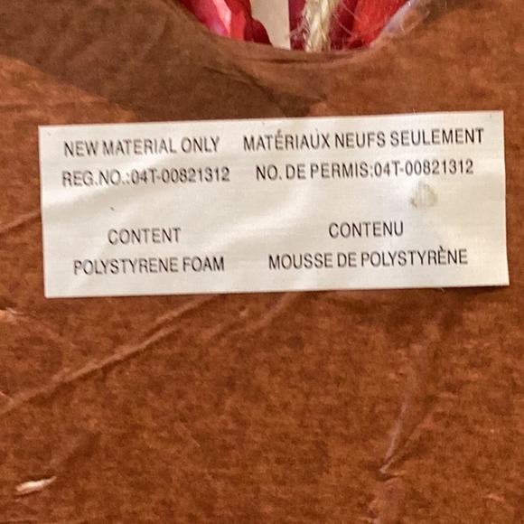 Heart Wreath/Arrangement Faux Floral - Picture 3 of 3